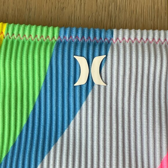 NEW Hurley Womens Medium Soft Waves Moderate Coverage Bikini Bottom Swimsuit - Picture 4 of 6